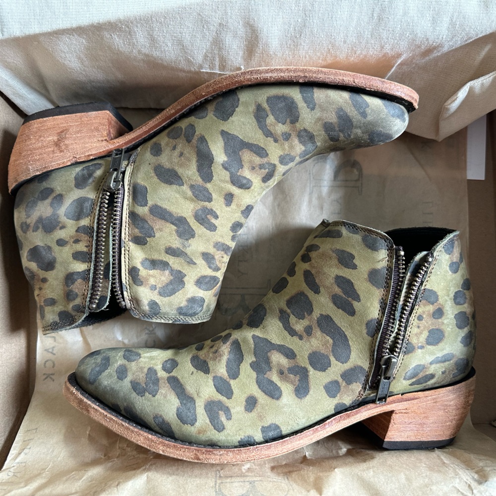 LIBERTY Black Olive Cheetah Booties